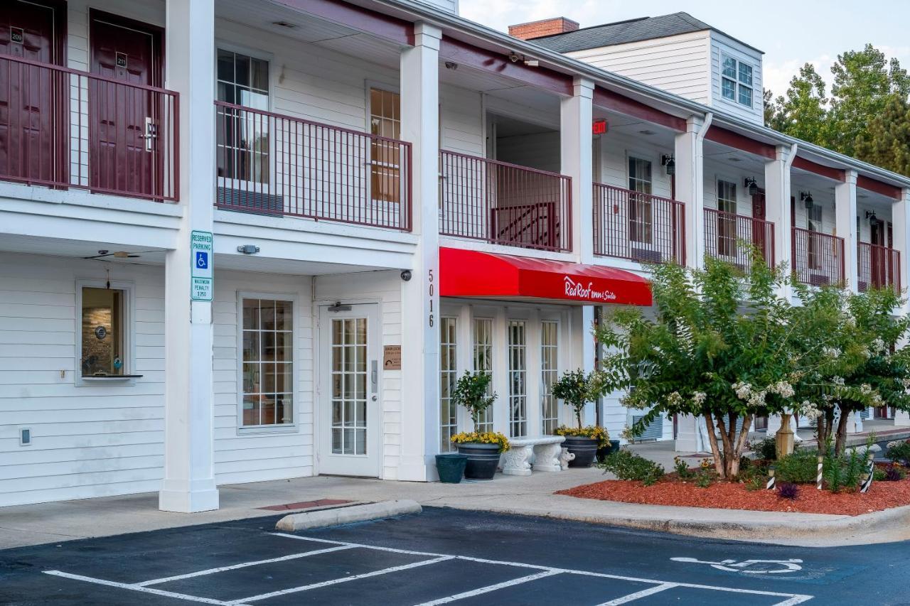 Red Roof Inn & Suites Wilson Buitenkant foto