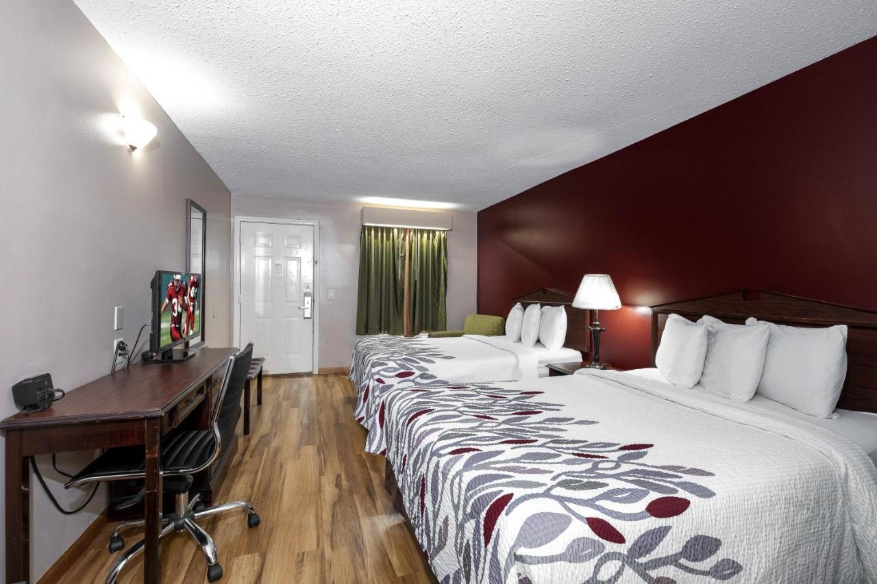 Red Roof Inn & Suites Wilson Buitenkant foto